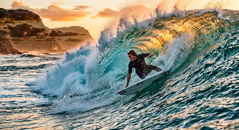 Surfer Ocean Wave Photography AI Prompt example